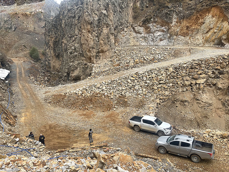 توپراک روی گستران | معدن سرب ترکیه